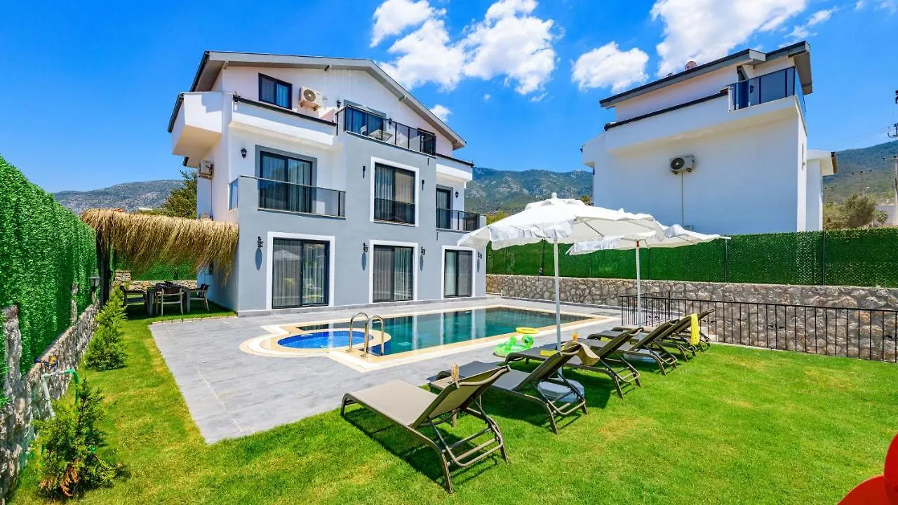 Atlantis Kapali- 4 Bedroom Holiday Villa In Hisaronu location