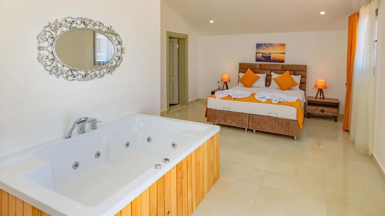 Atlantis Kapali- 4 Bedroom Holiday Villa In Hisaronu Oludeniz